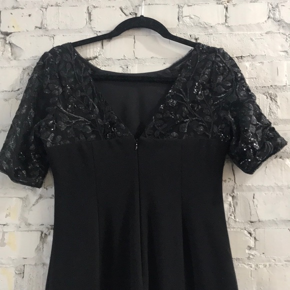 Sheath Sequin Sleeve V Neck Back Dress - Picture 3 of 8